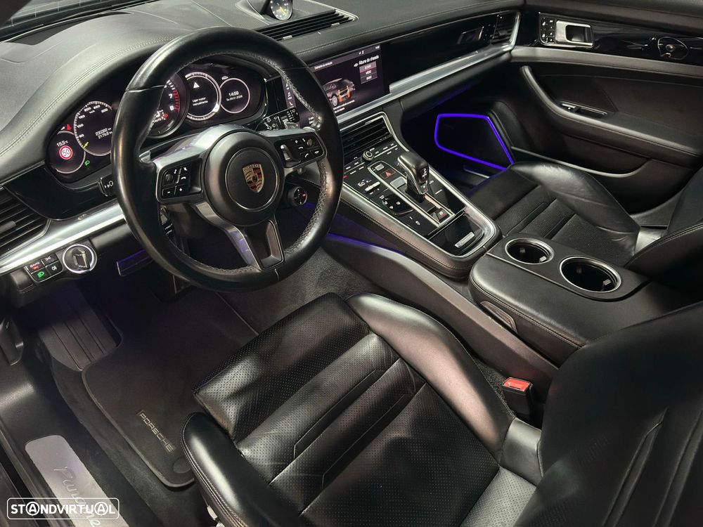 Porsche Panamera Sport Turismo - 13