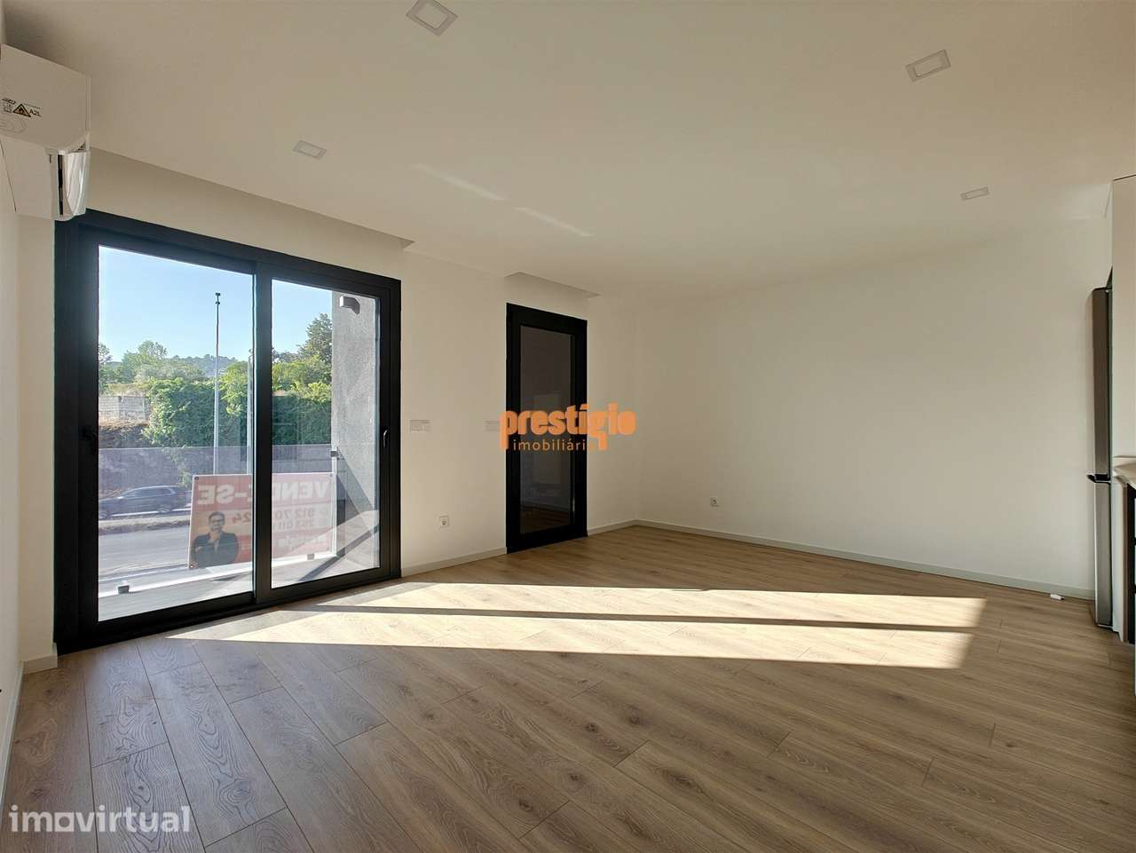 Apartamento T1 Venda em Este (São Pedro e São Mamede),Braga - Grande imagem: 2/21