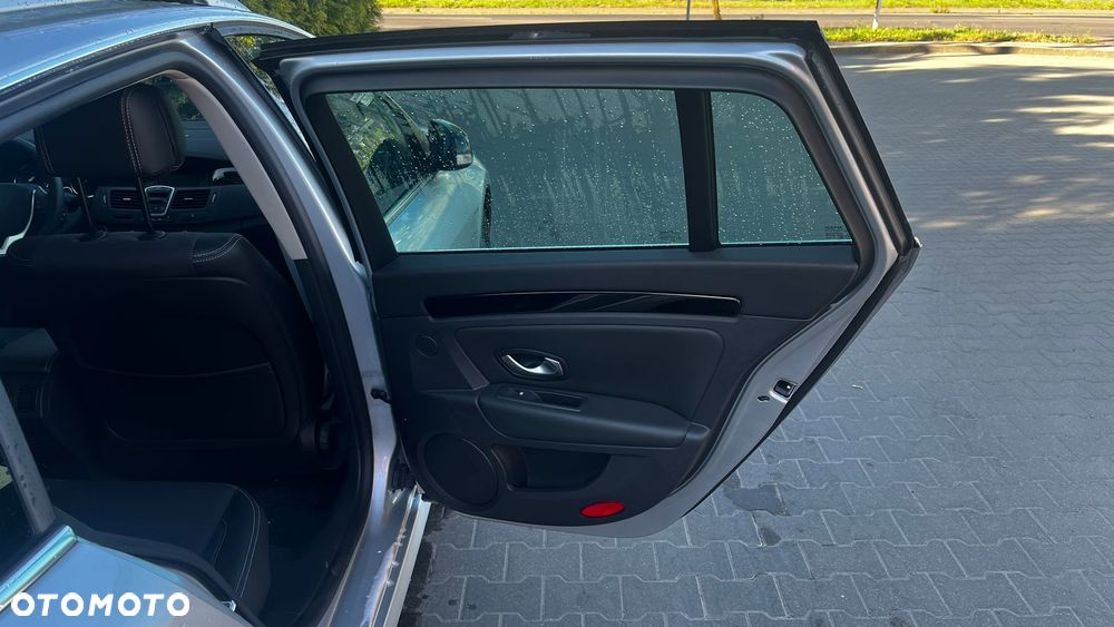 Renault Laguna 2.0 dCi Bose Edition ESM - 19