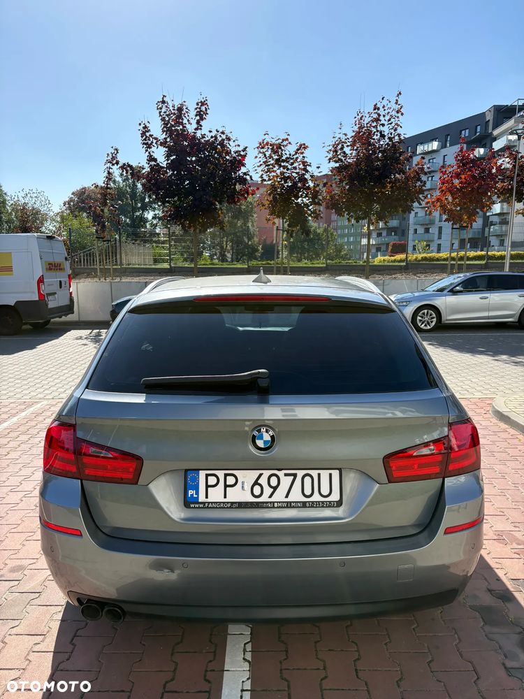 BMW Seria 5 530d xDrive - 8