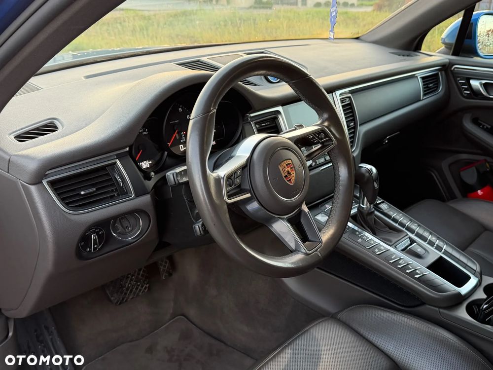 Porsche Macan Standard - 14