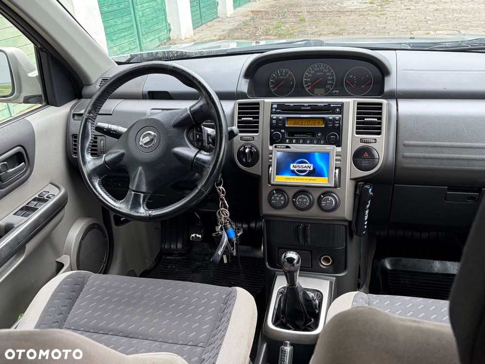 Nissan X-Trail 2.5 4x4 Elegance - 7