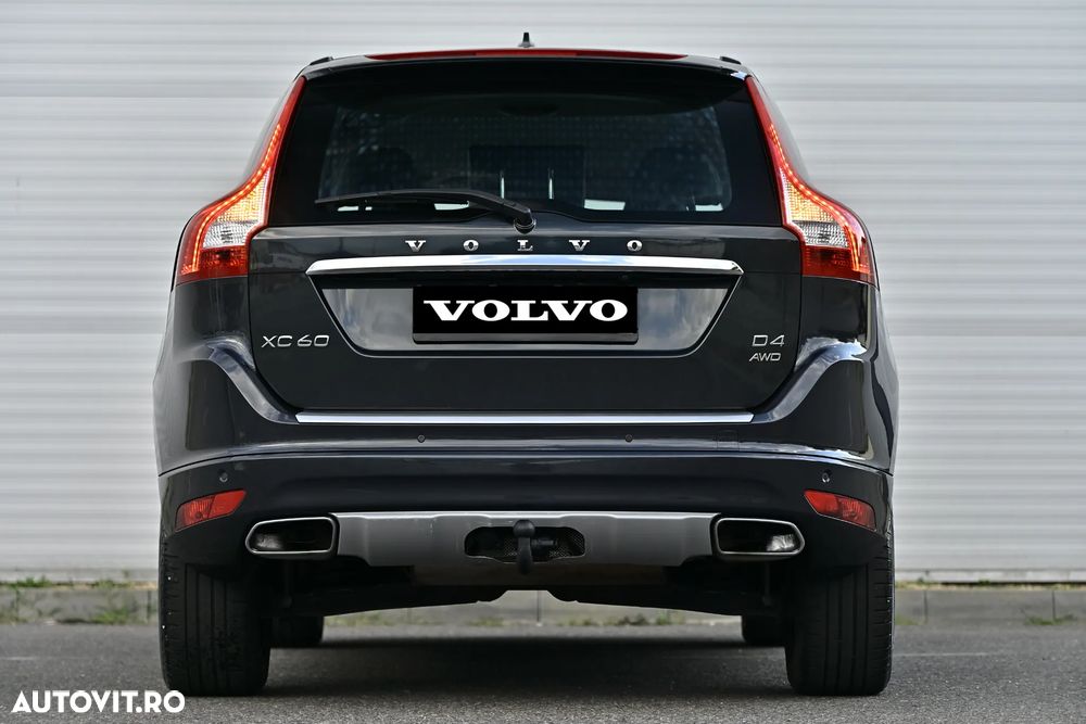 Volvo XC 60 D4 AWD Geartronic Summum - 11