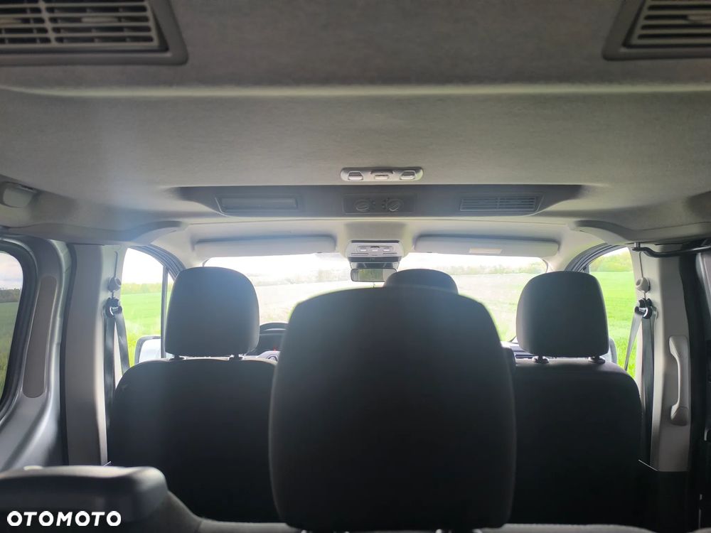 Renault Trafic 2.0 dCi - 10
