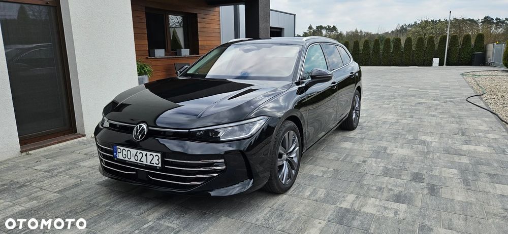 Volkswagen Passat 2.0 TDI SCR DSG Elegance - 2