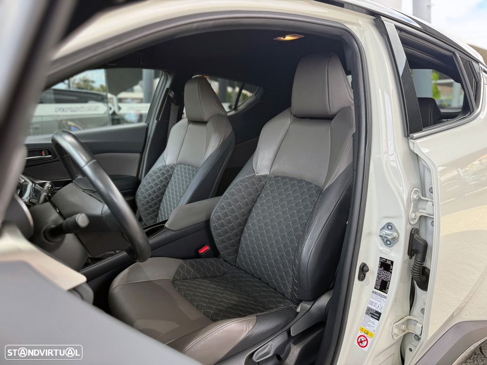 Toyota C-HR 1.8 Hybrid Exclusive+P.Luxury - 30