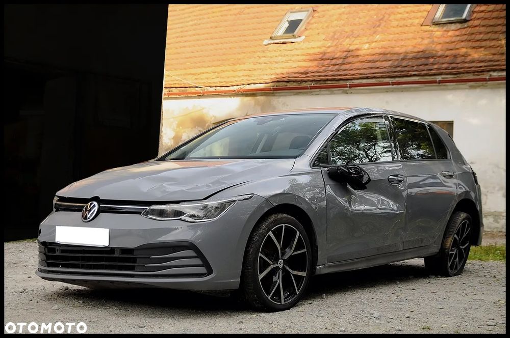 Volkswagen Golf - 4