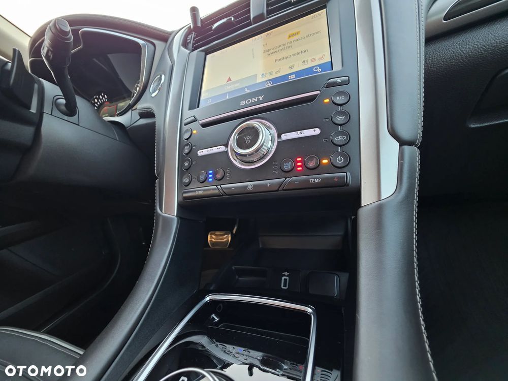 Ford Mondeo 2.0 EcoBlue Vignale - 28
