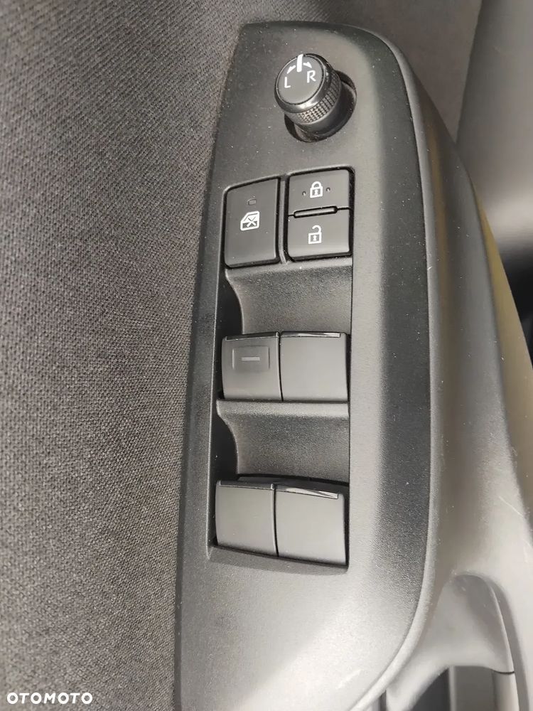 Toyota Yaris Cross Hybrid 1.5 Comfort - 17