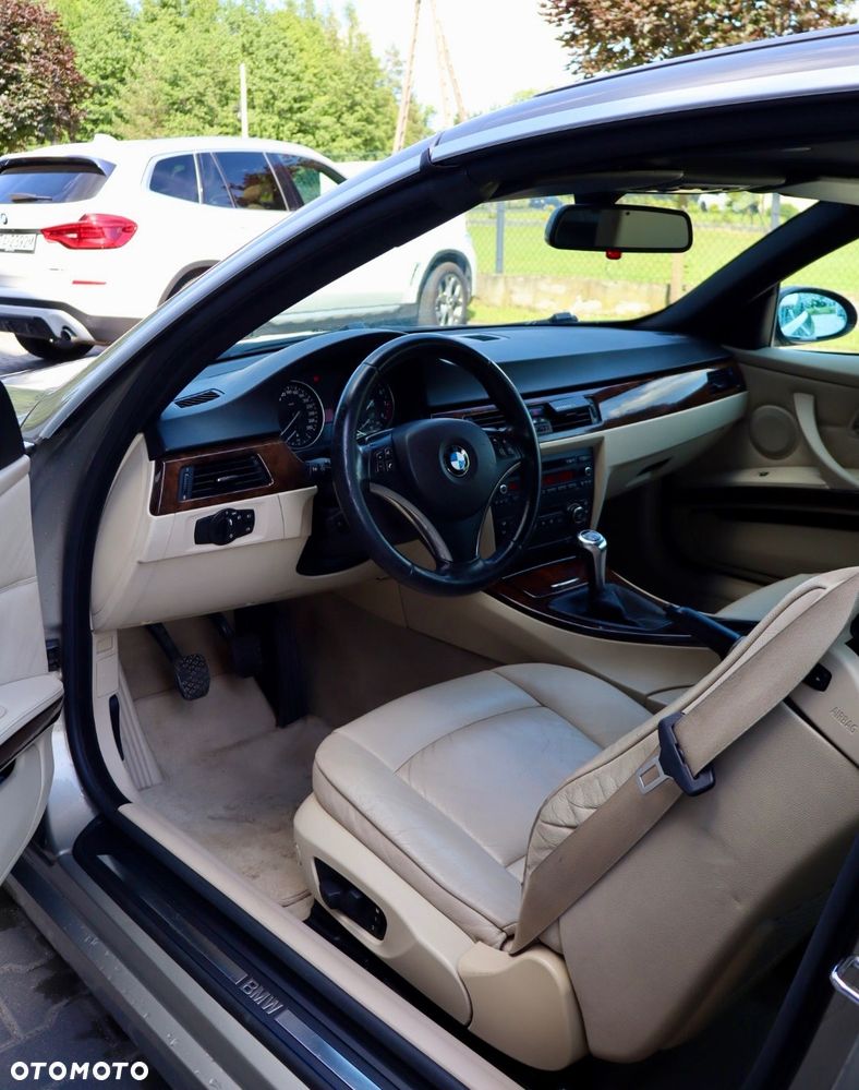 BMW Seria 3 335i - 7
