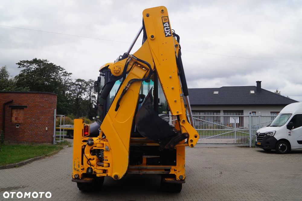 JCB 4CX - 5