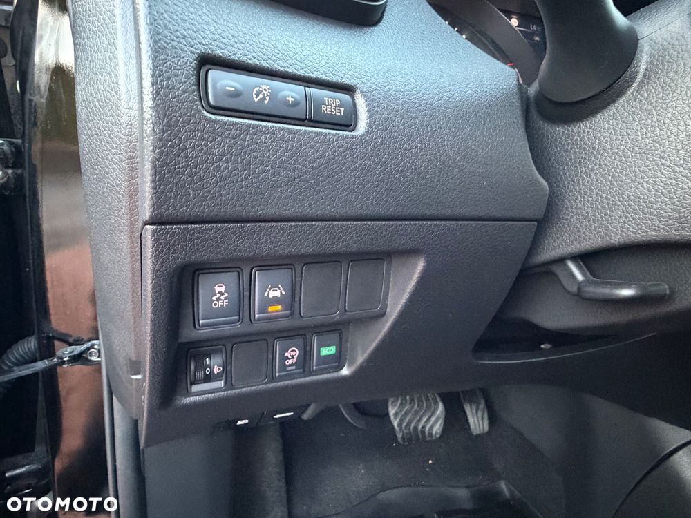 Nissan X-Trail 1.7 dCi ALL-MODE 4x4i Xtronic Tekna - 25