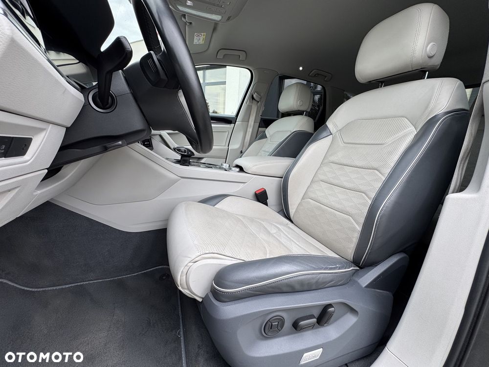 Volkswagen Touareg 3.0 V6 TDI SCR 4Mot Elegance - 14