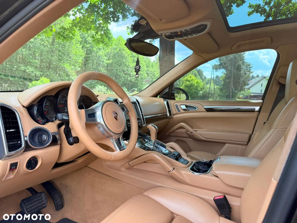 Porsche Cayenne Tiptronic S - 13