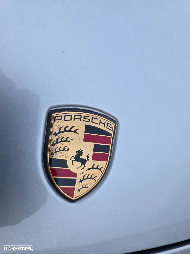 Porsche Panamera 4S PDK - 26