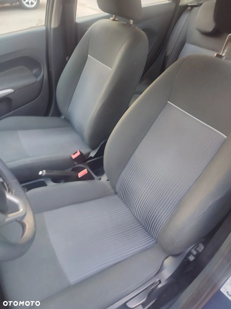 Ford Fiesta 1.4 TDCi Silver X plus - 10