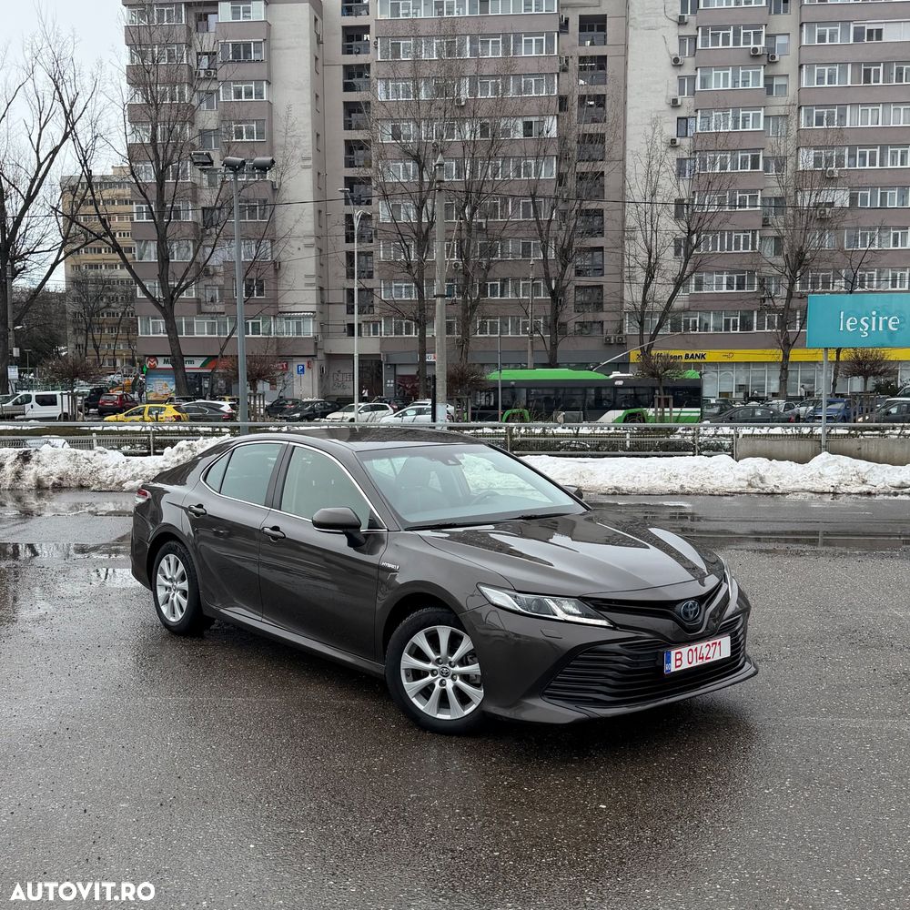 Toyota Camry 2.5 Dynamic - 1