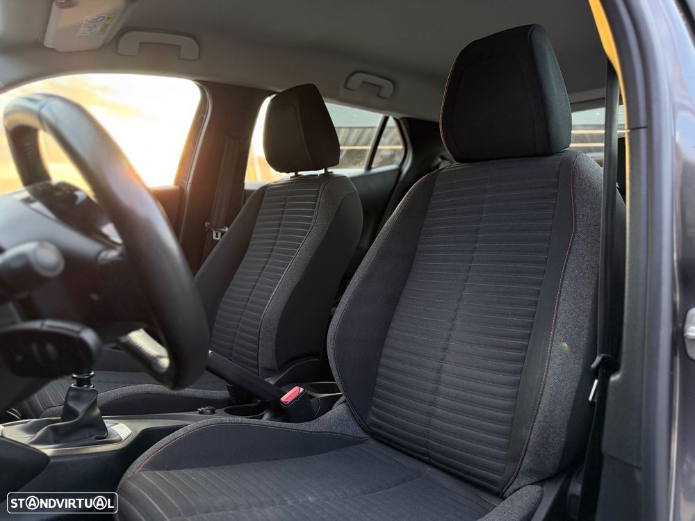 Peugeot 2008 BlueHDi 110 Active Pack - 27