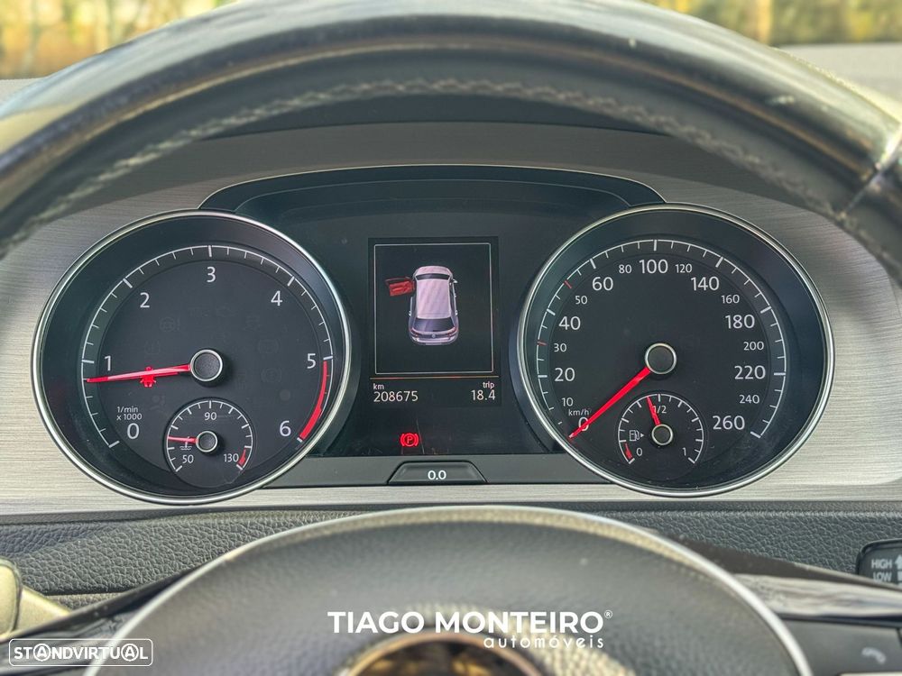 VW Golf 1.6 TDi BlueMotion Trendline - 19