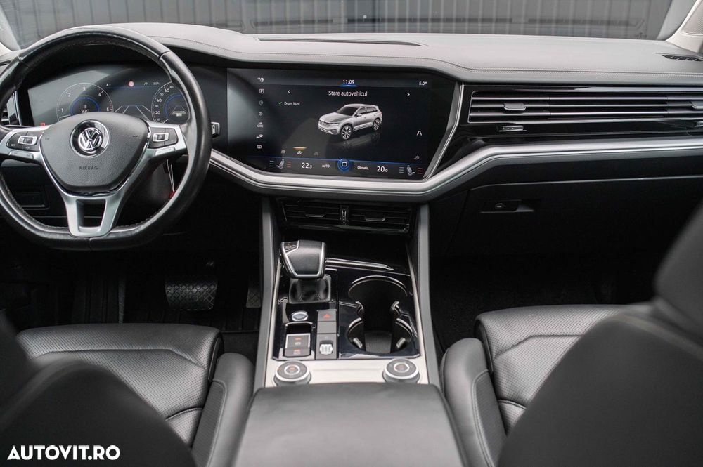 Volkswagen Touareg V6 TDI Elegance - 2