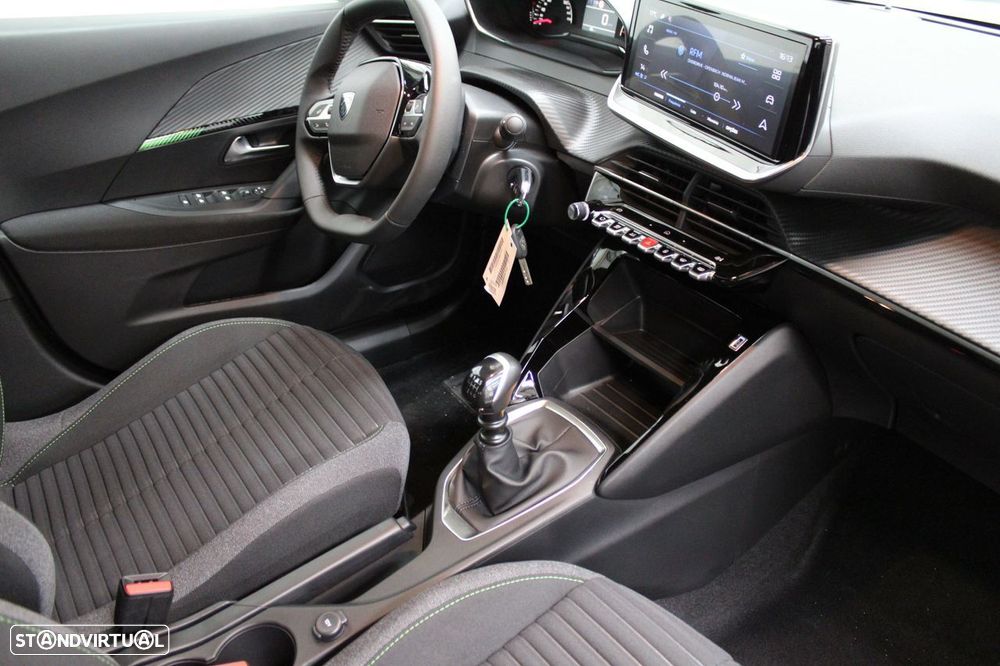 Peugeot 2008 1.2 PureTech Style - 15
