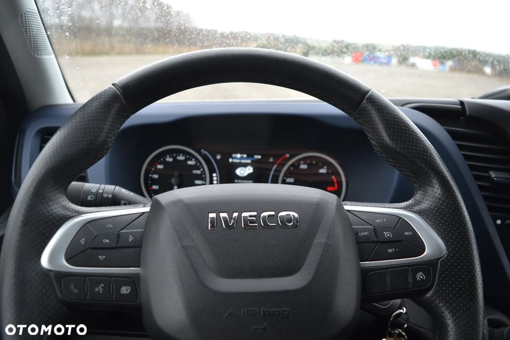 Iveco Daily 50C18 50C15 Hi- Matic Full LED Skrzynia ładunkowa Plandeka winda 1000 kg 750 kg Firanka DMC 3500 kg 50-180 50-150 - 7