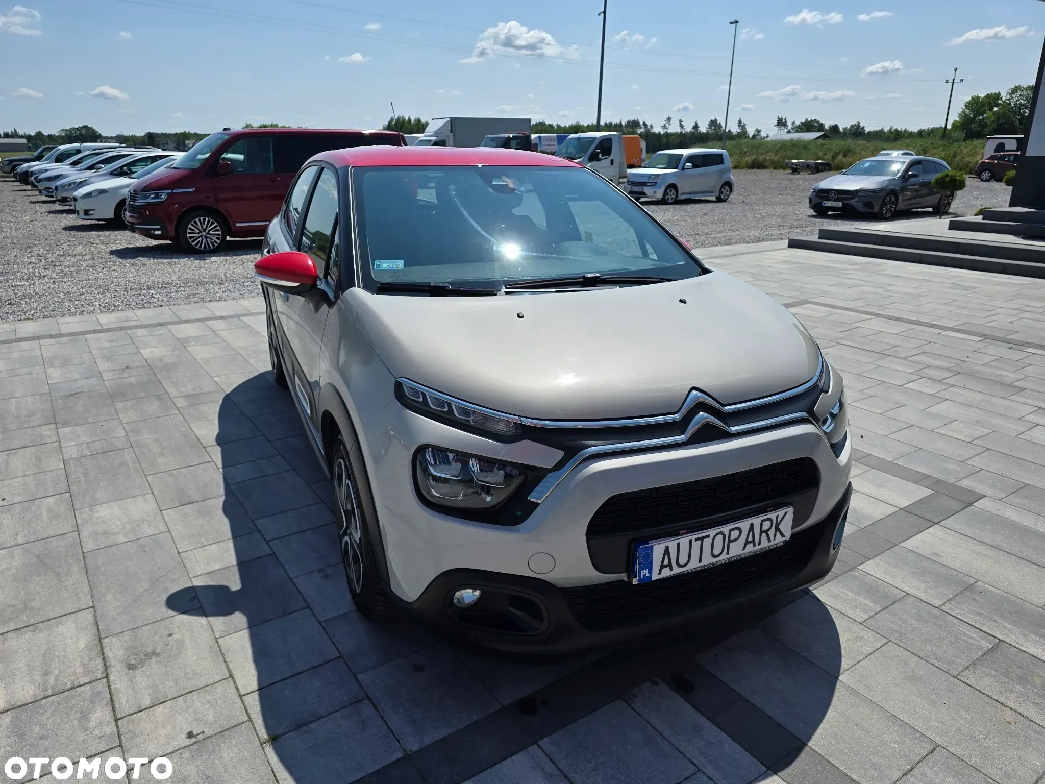 Citroën C3 1.2 PureTech Shine - 3