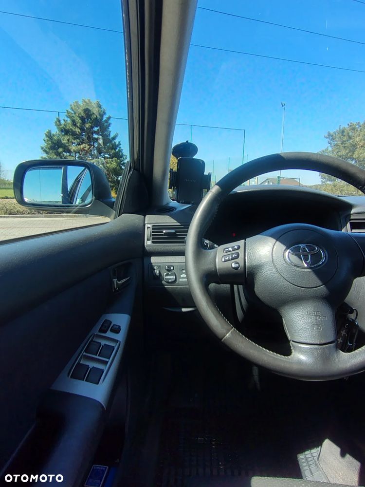 Toyota Corolla 1.6 VVT-i Sol - 12