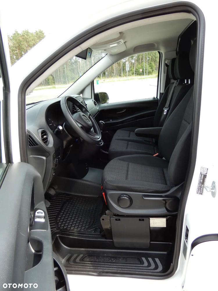 Mercedes-Benz VITO 114 CDI KERSTNER -20 st. C LONG Długi L2 Model W447 Silnik 2.2 CDI 136 KM Serwis ASO Do Ostatniego Kilometra Stan Jak Nowy UNIKAT - 29