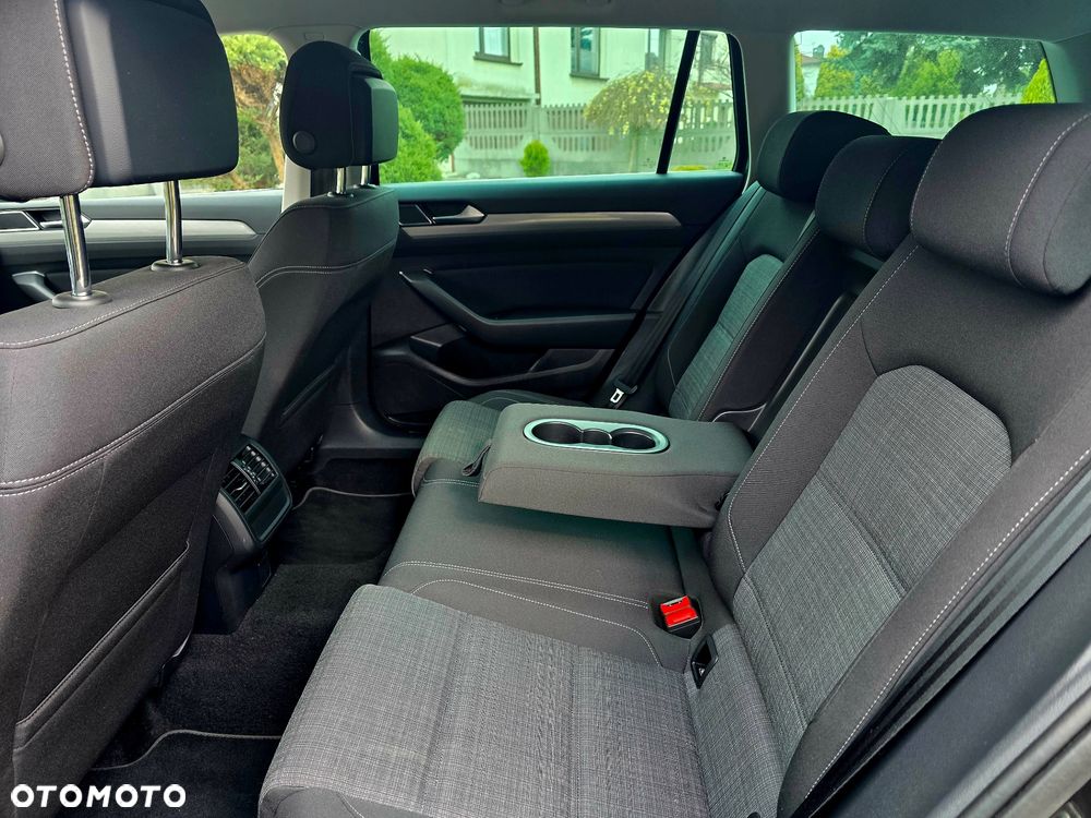 Volkswagen Passat 2.0 TDI EVO Business DSG - 31