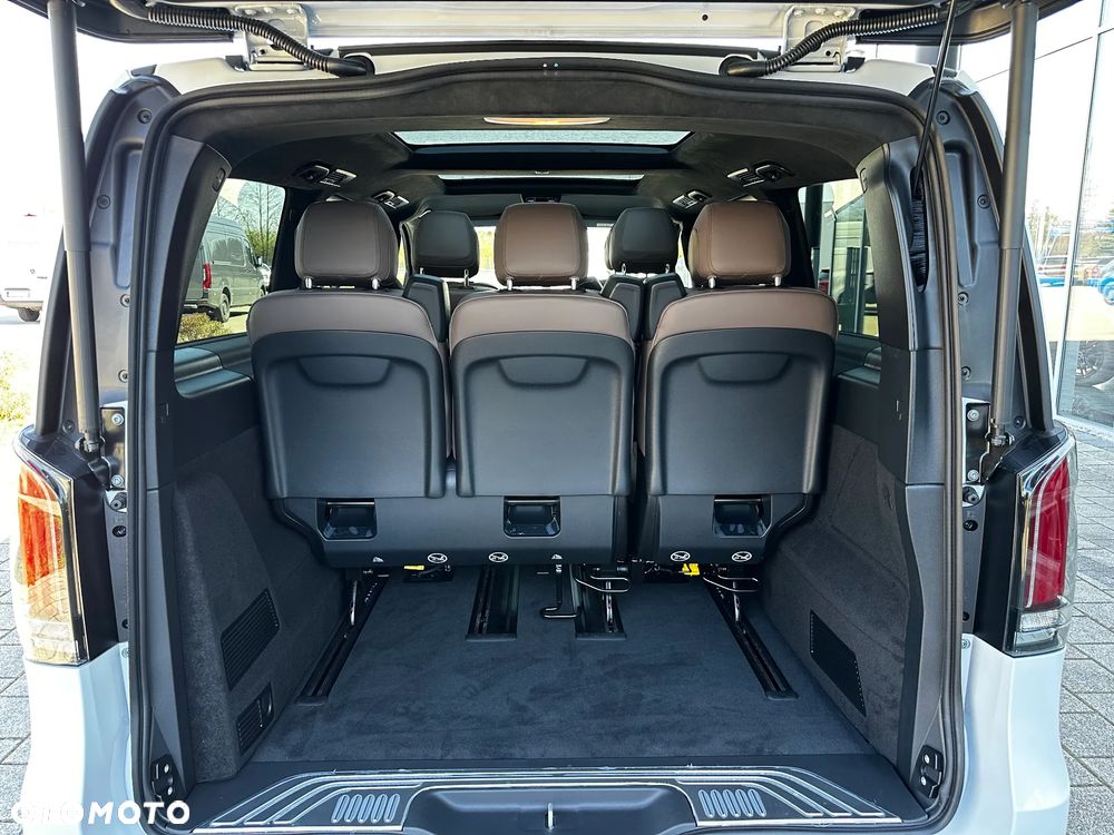 Mercedes-Benz Klasa V 300 d 4-Matic 9G-Tronic Exclusive (d³ugi) - 36