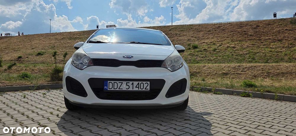 Kia Rio - 3