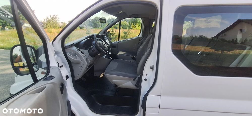 Opel VIVARO - 11