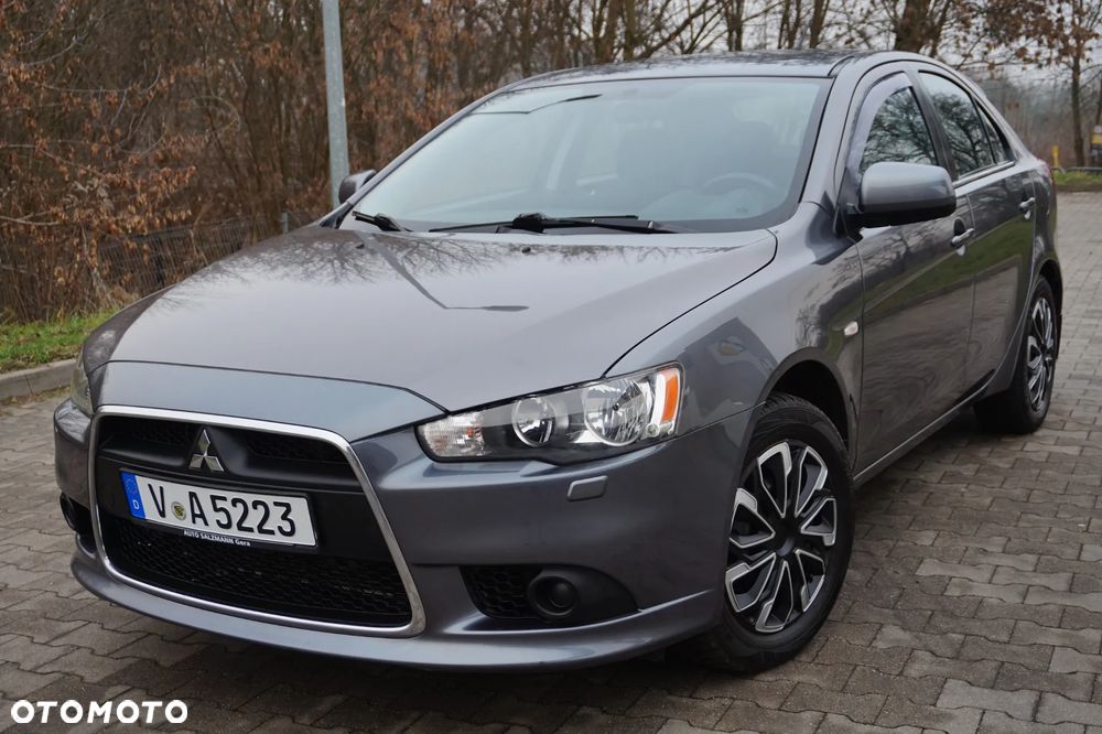 Mitsubishi Lancer - 1