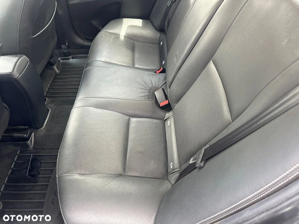 Toyota Avensis 2.0 D-4D Selection - 20