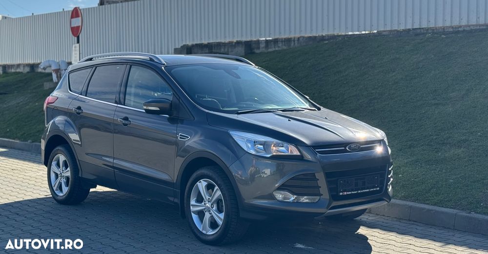 Ford Kuga 1.5 EcoBoost 2WD Titanium - 14