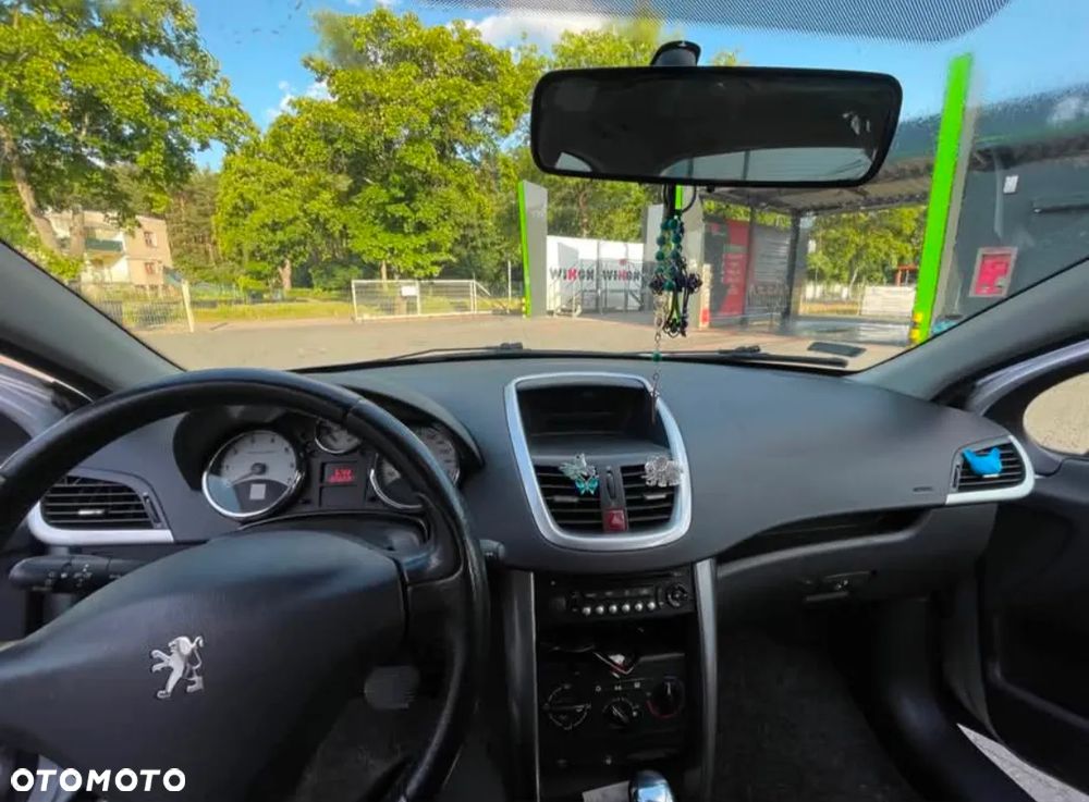 Peugeot 207 - 9