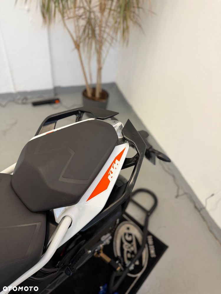 KTM Duke - 16