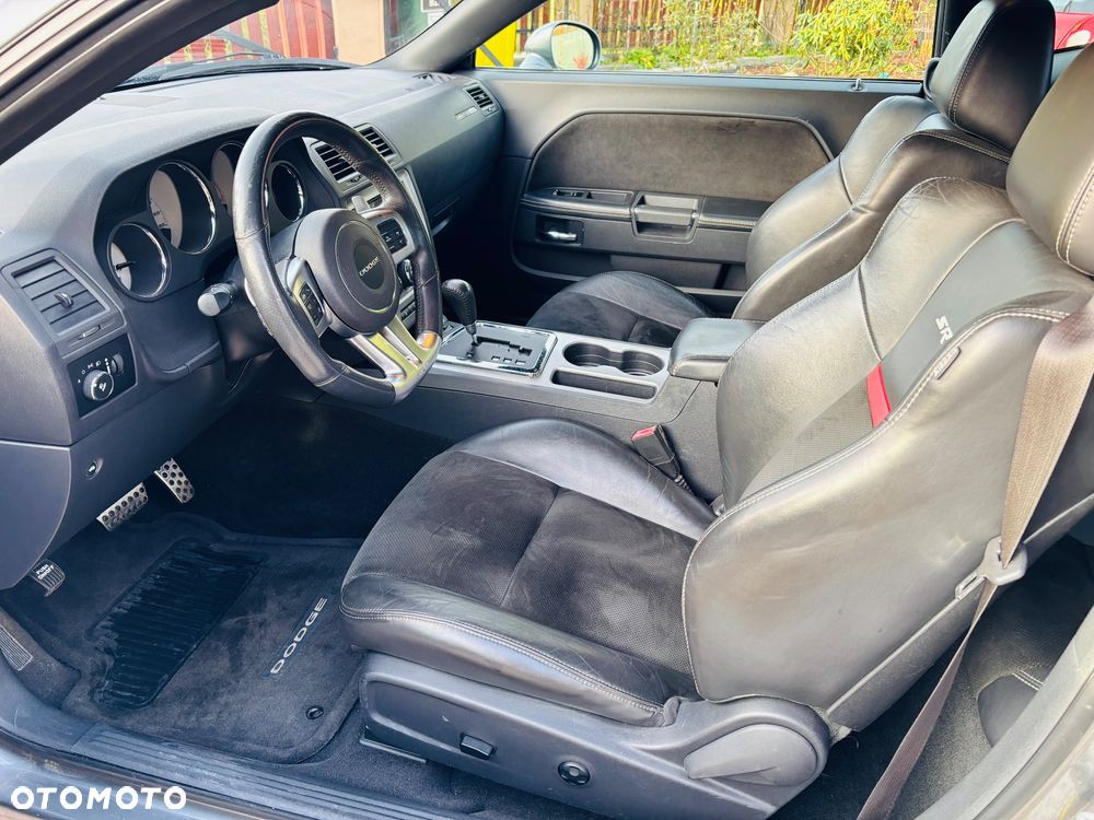 Dodge Challenger ver-automatik-srt-392 - 12