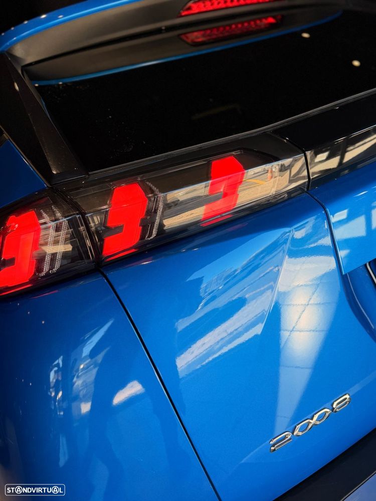 Peugeot 2008 1.2 PureTech Allure Pack - 12