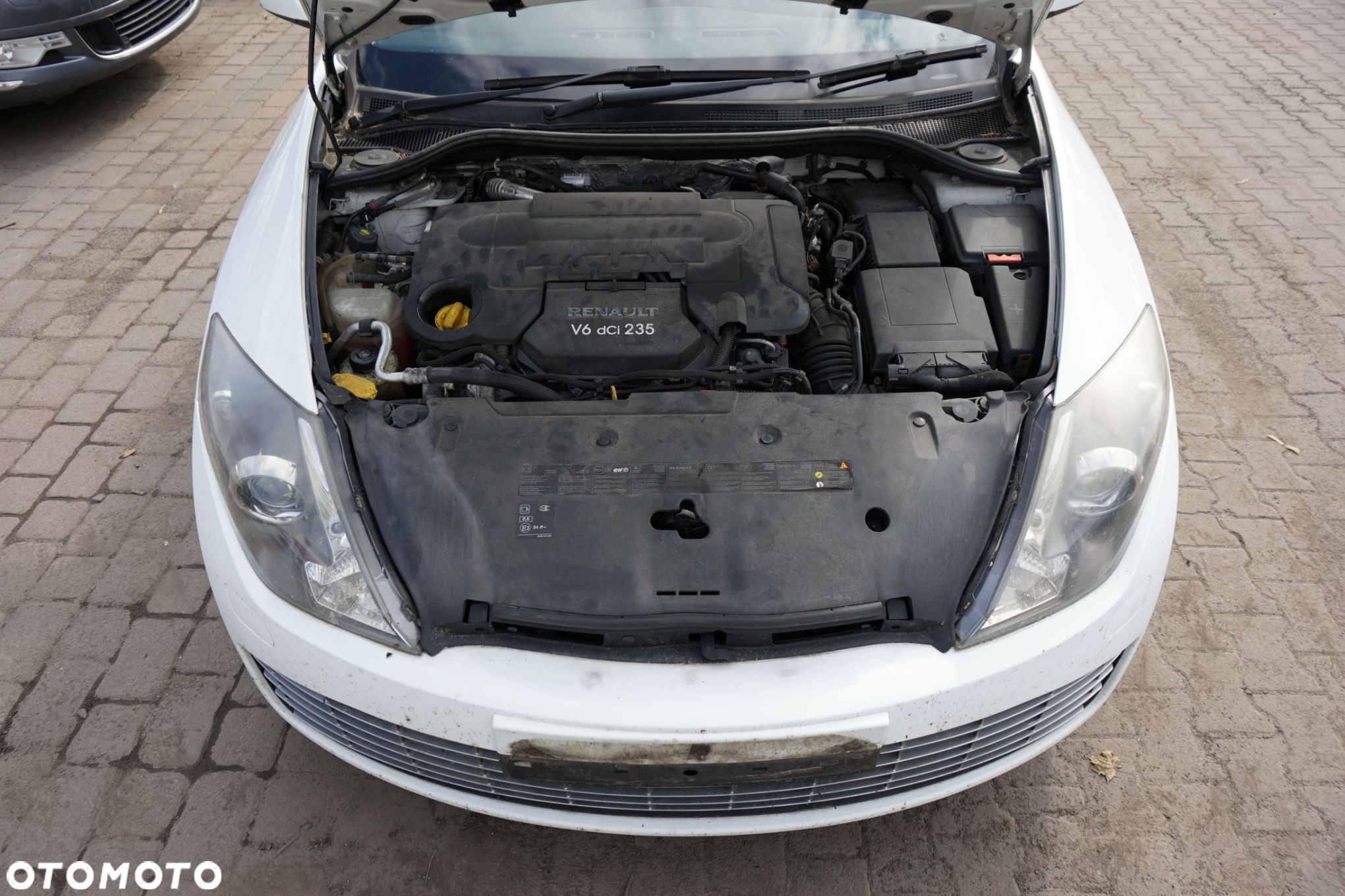 RENAULT LAGUNA III PH1 COUPE 2011 OV369 3.0 DCI V6 V9X891 235KM AJ0006 BIAŁY na części - 9