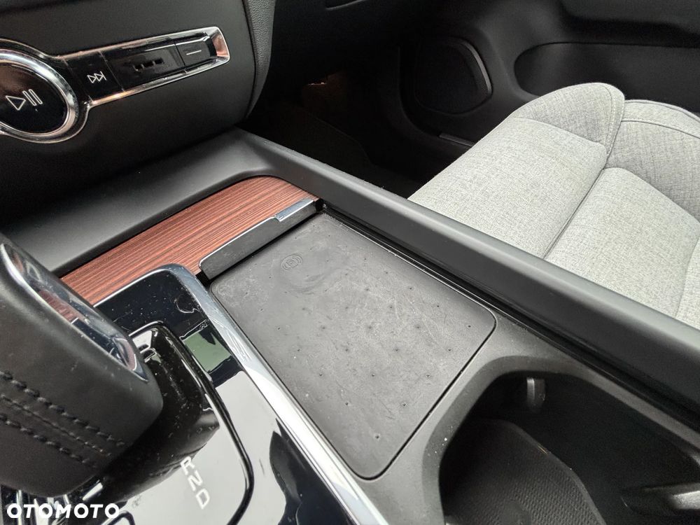 Volvo V60 Cross Country Pro B4 D AWD - 37