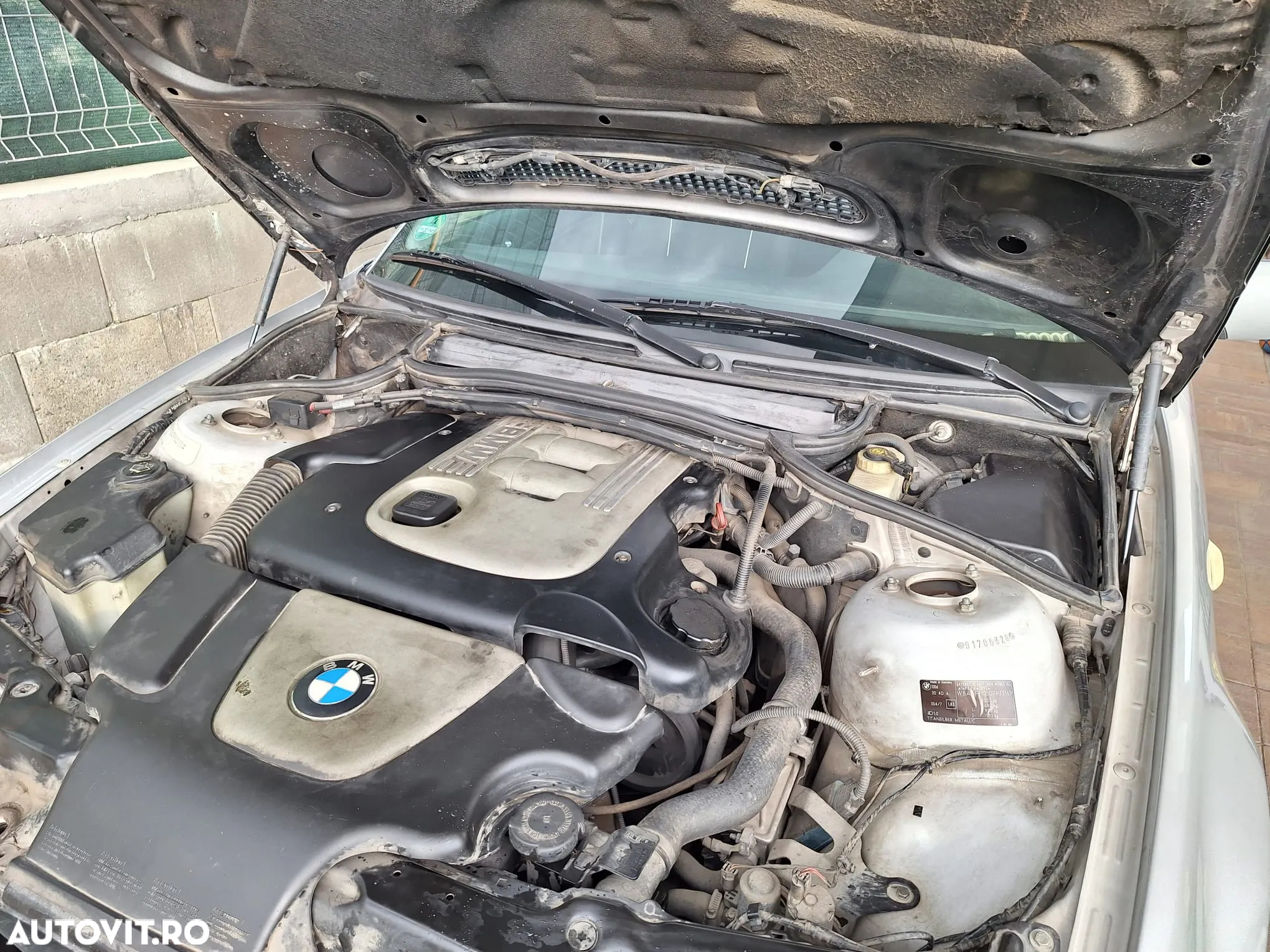 BMW Seria 3 320td compact - 6