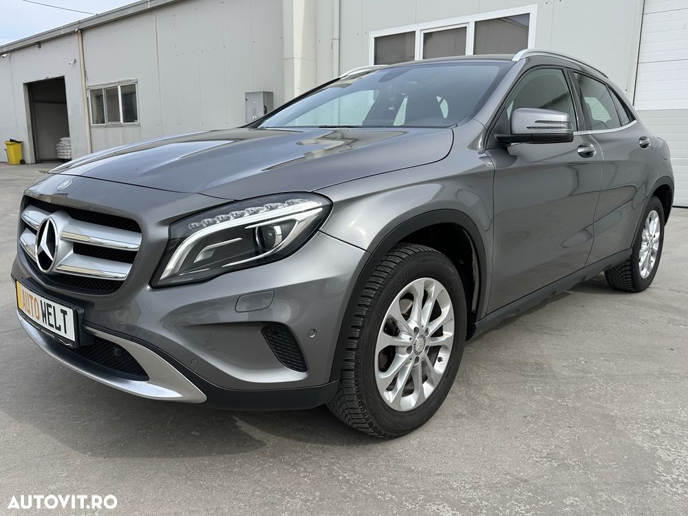 Mercedes-Benz GLA 200 7G-DCT - 10