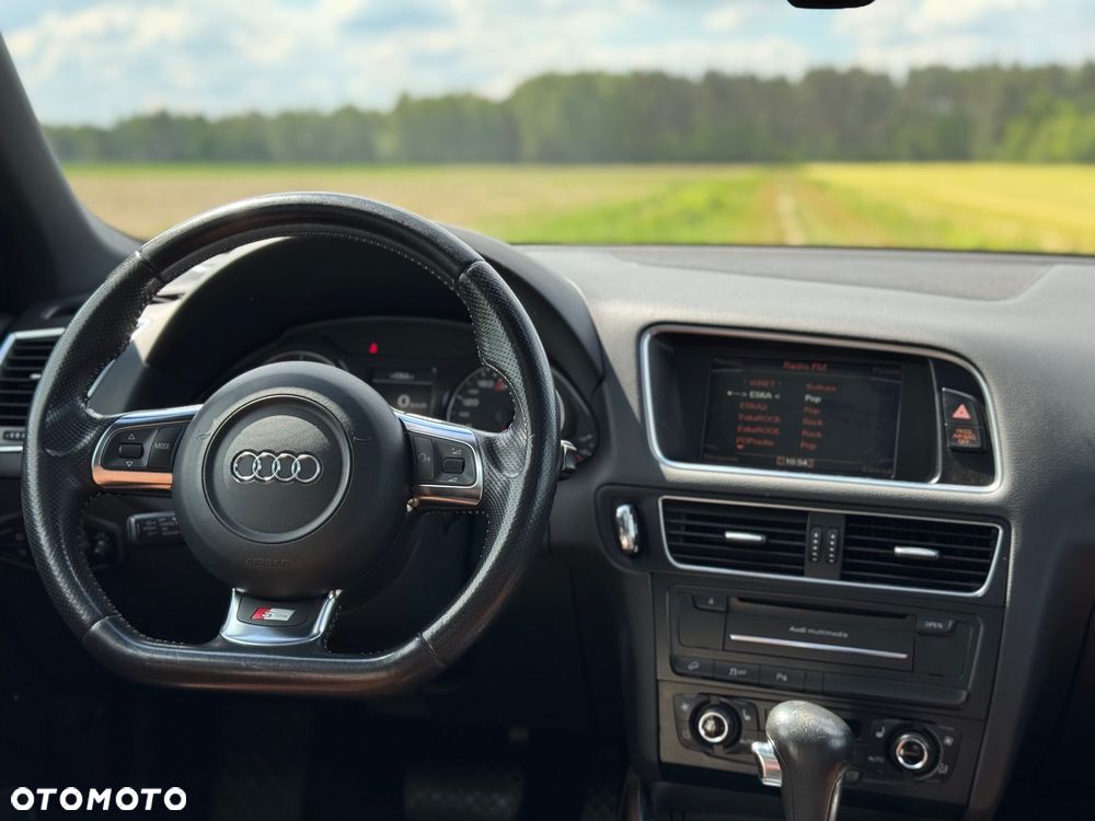 Audi Q5 3.2 FSI Quattro S tronic - 17