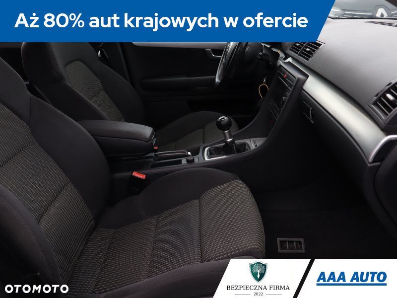 Audi A4 Avant - 10