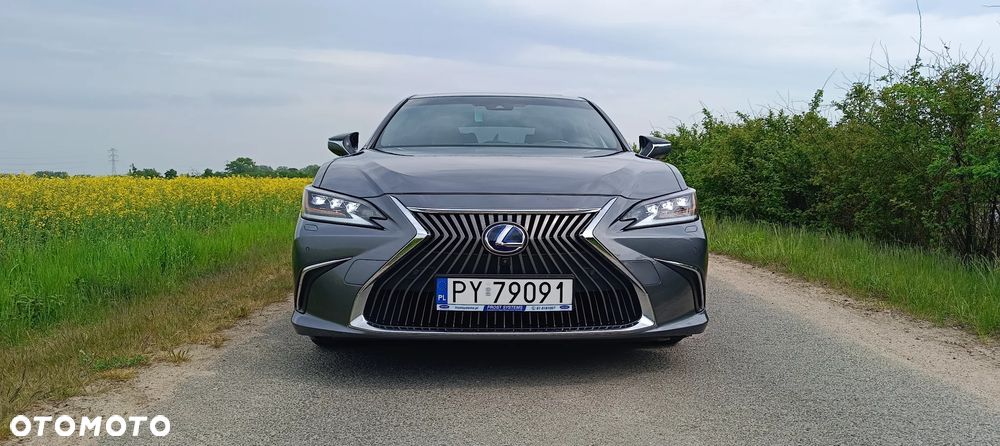Lexus ES 300h Luxury Line - 3