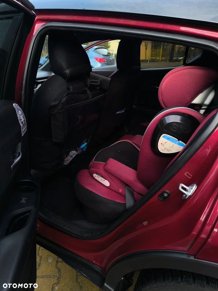 Toyota C-HR - 7