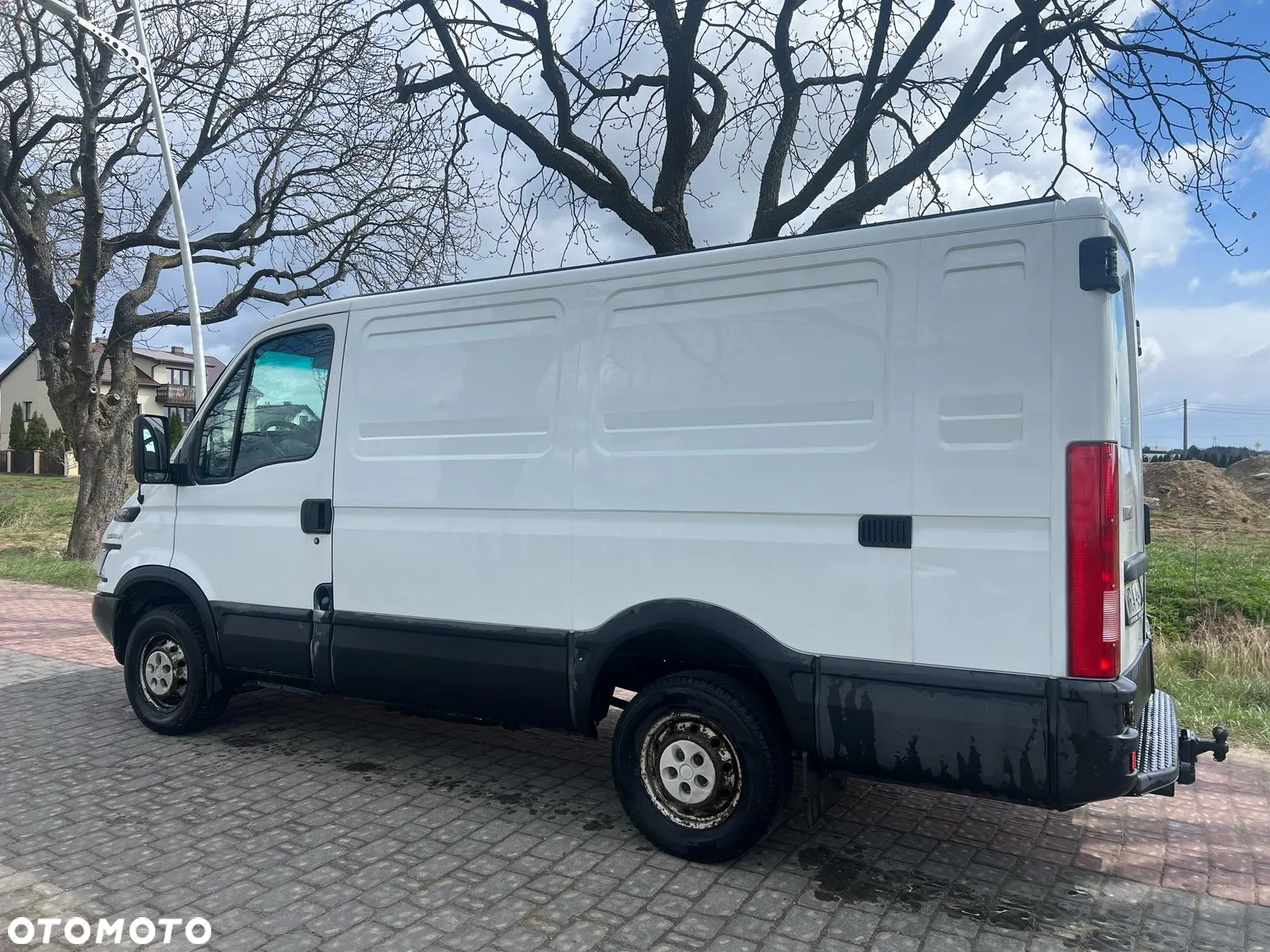 Iveco DAILY 35S14 - 8