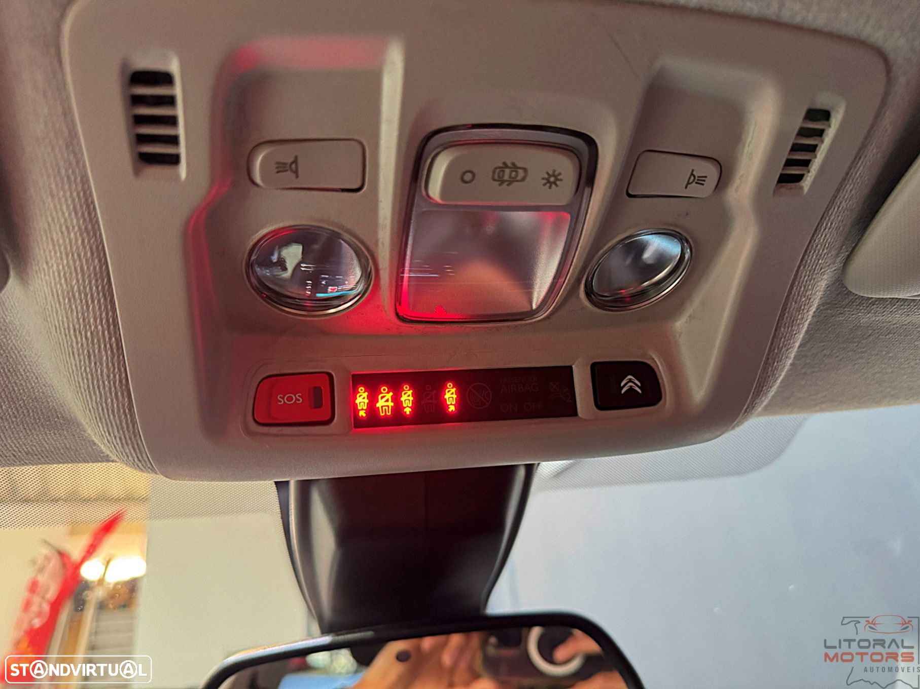 Citroën C3 1.2 PureTech Shine - 21
